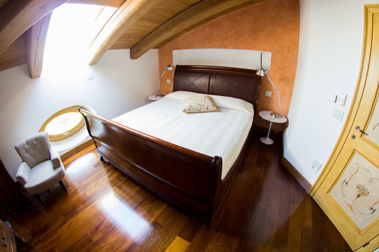 Agriturismo La Limonaia Mondavio エクステリア 写真